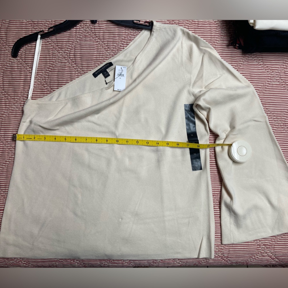 Banana Republic Cream Off-the-Shoulder Sweater